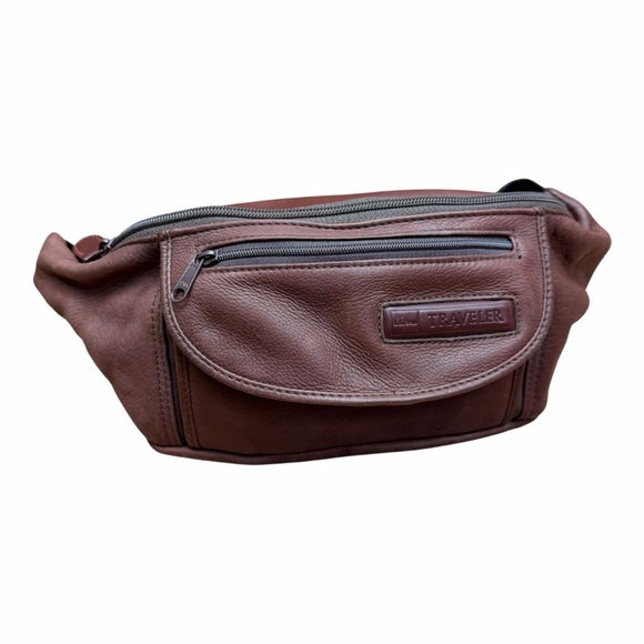 ravel Other - LL Bean ravel Brown Leather Waist Bag Traveler Zip Belt Pack